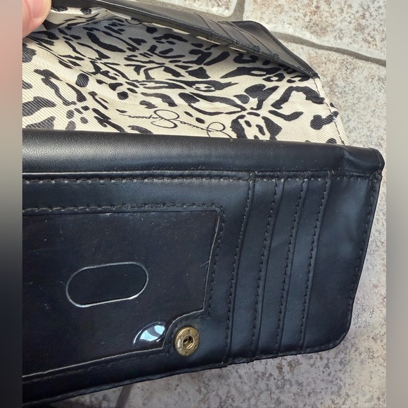 Jessica Simpson wallet - Picture 8 of 8